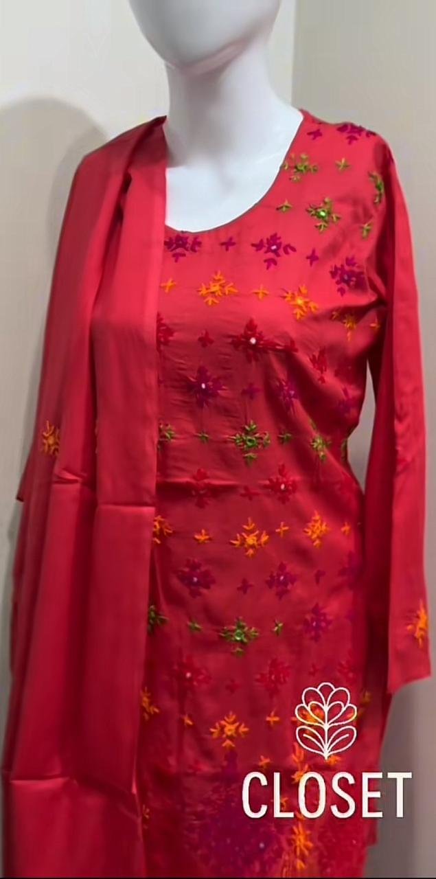 red star embroidery suit